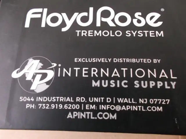 Floyd Rose tremolo  special SE  FRTS3000 in Guitars in Sherbrooke - Image 3