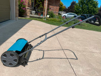Manual push lawn mower