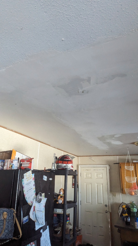 Drywall & taping in Drywall & Stucco Removal in Saskatoon
