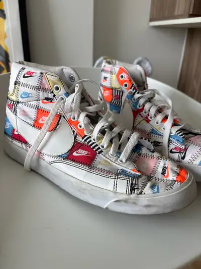 Nike Blazer Mid '77 taille 9.5 , View more