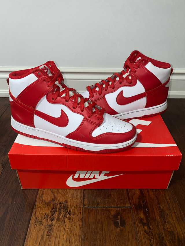Size 10M - Nike Dunk High Championship Red  in Men's Shoes in Mississauga / Peel Region - Image 2