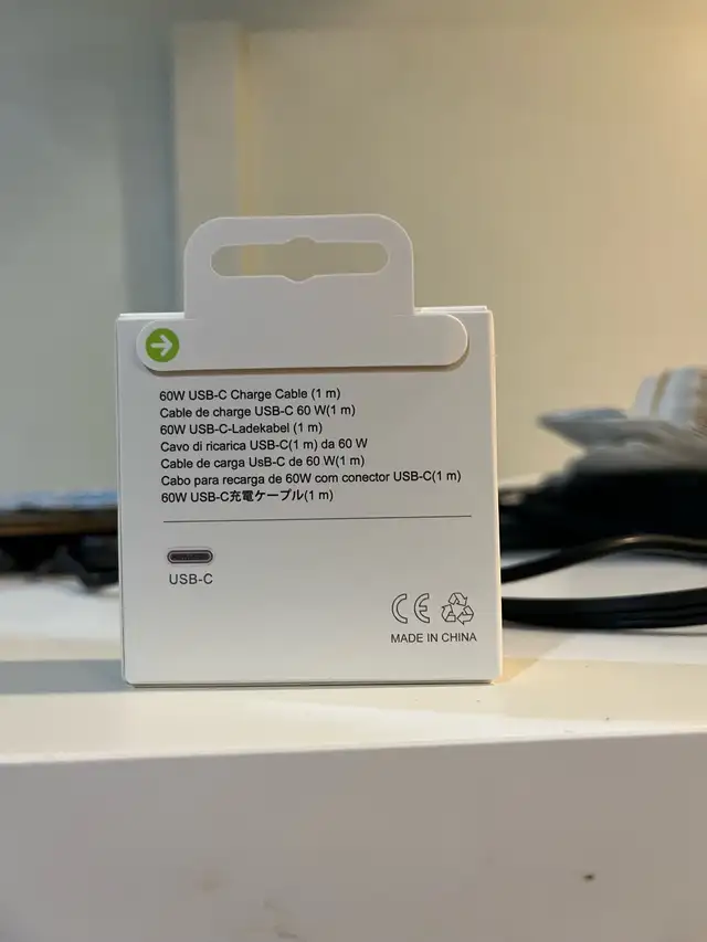 USB-C Cable in Cell Phone Accessories in Hamilton - Image 3