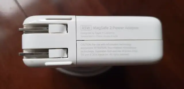 Apple 85W MagSafe 2 Power Adapter for MacBook Pro - Original in Laptop Accessories in City of Toronto - Image 4
