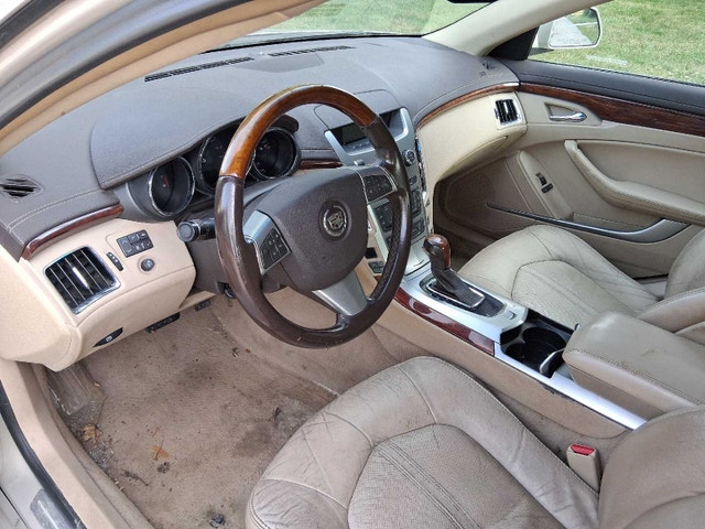 Cadillac cts 2008 188000km. 1550$ — photo 4