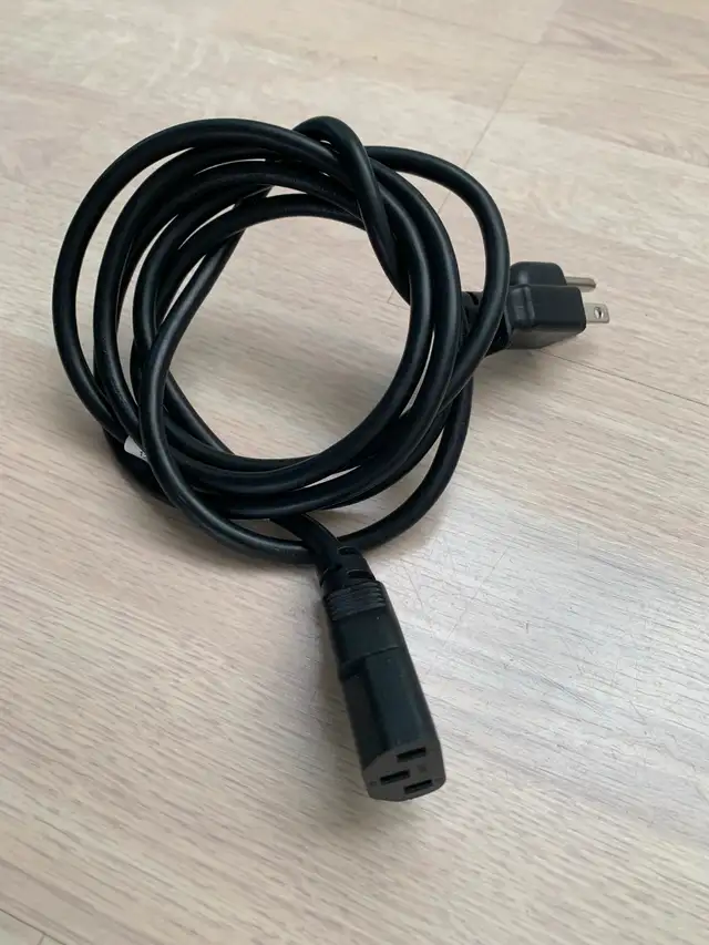 Computer/Monitor Power Cord Cable in Cables & Connectors in Gatineau - Image 4