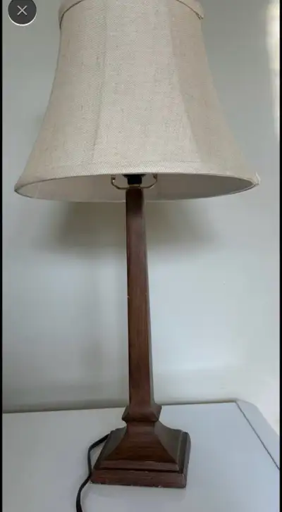 2 wood grain ceramic lamps, View more