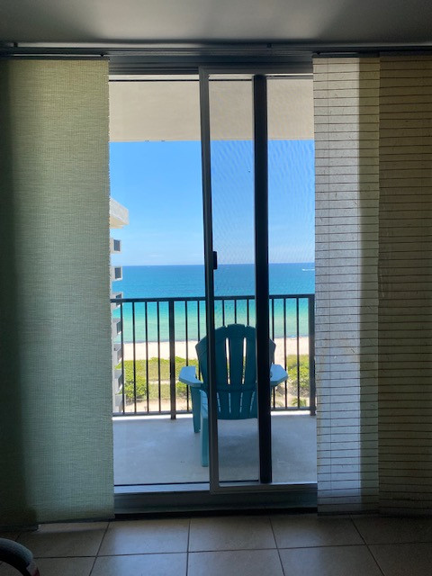 Surfside FL oceanfront ocean view one bedroom for rent in Florida - Image 2
