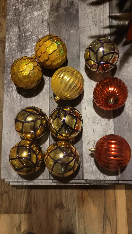 christmas ball in Holiday, Event & Seasonal in Bathurst - Image 5
