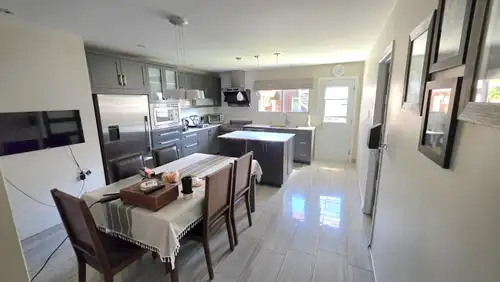 Magnifique logement 5½ situé dans le quartier recherché d’Ahuntsic à Montréal. Moderne, lumineux et...