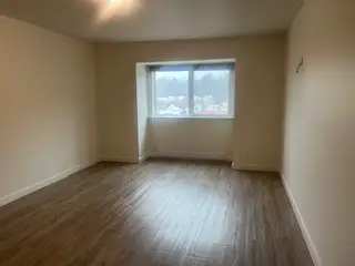 Kimberley Two Bedroom Apartment For Rent in Long Term Rentals in Cranbrook - Image 3