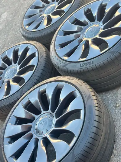 OEM 21"TESLA Y staggered rims (5x114)+Pirelli PZero tires Set of four Authentic 21 inch Tesla Model...