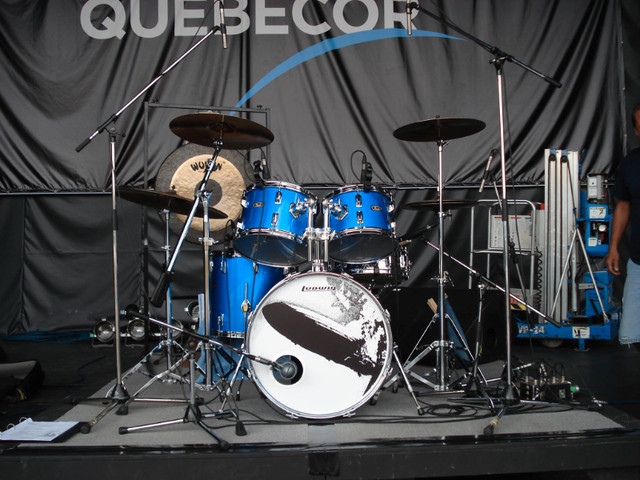 Drum Pearl TW5 (Vintage 1980) & Cymbales Avedis Zildjian dans Percussions  à Saguenay - Image 3