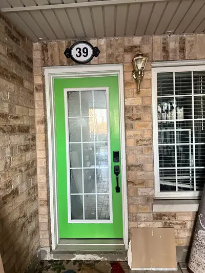 Area: Scarborough (M1B) Type: Townhouse condo (2 beds 1 bath) Available: immediately Included: 1. Fu...