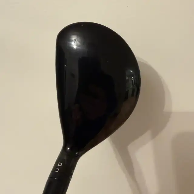 Titleist TSi2 4 Hybrid Senior RH in Golf in Guelph - Image 4