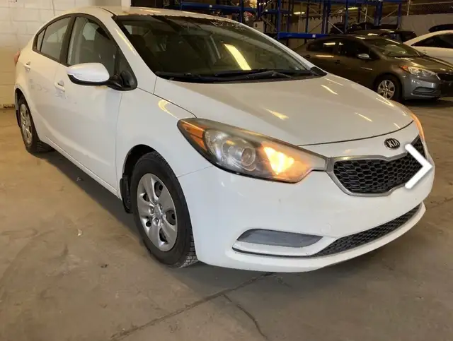 Kia Forte 2015576946547699886081