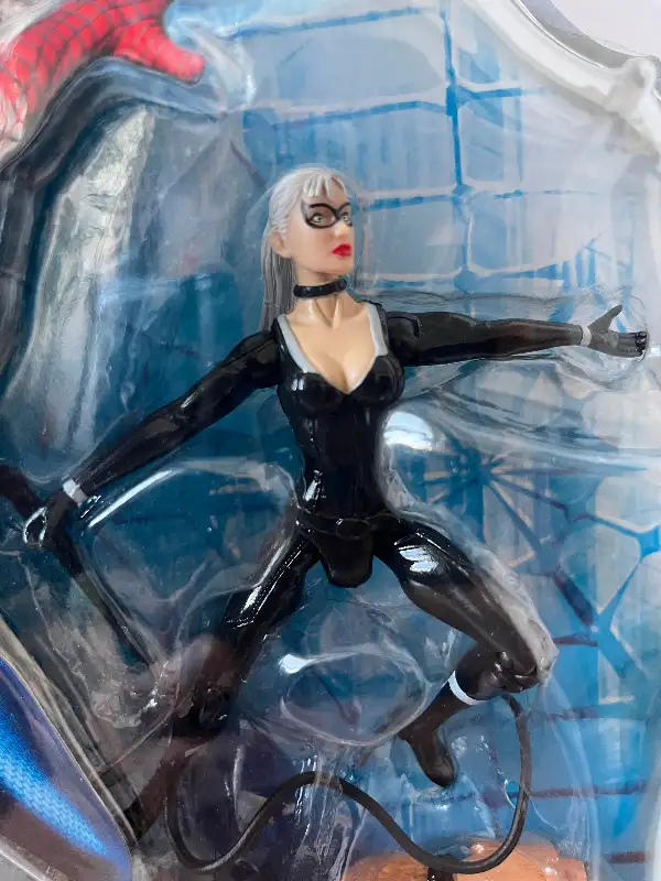 Marvel Spider-Man BLACK CAT with Leaping Cougar 2007 NEW in Toys & Games in City of Toronto - Image 3