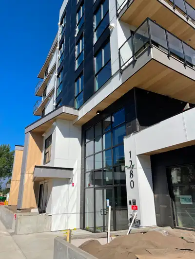 Welcome to REVO Kelowna, modern living in the heart of the Landmark District. This brand new stylish...