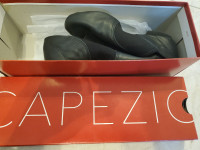 Capezio Jazz Shoes (Dance) EJ2 size 6 M (Euro 23)