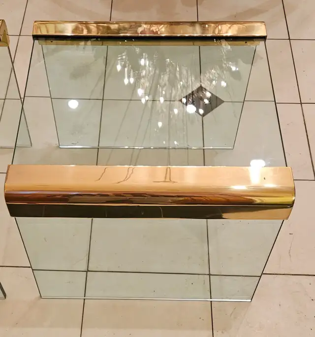 PAIR OF MCM BRASS AND GLASS SIDE TABLES BY LEON ROSEN FOR PACE in Other Tables in City of Toronto - Image 9