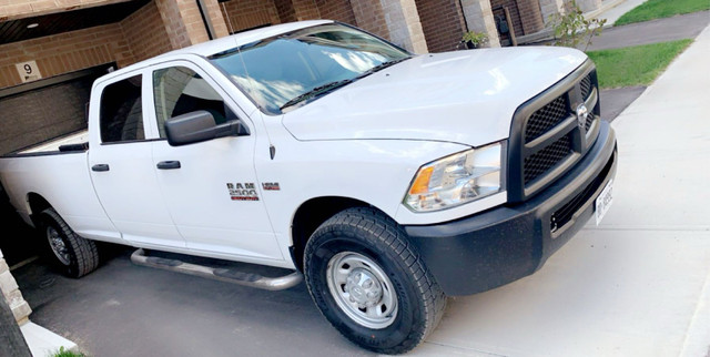 2015 RAM 2500 heavy duty. 5.7 Hemi in Cars & Trucks in Brantford - Image 2