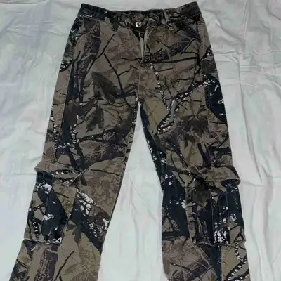 I got these from Shein for $30, and they r the cutest pants i’ve ever gotten had so many compliments...
