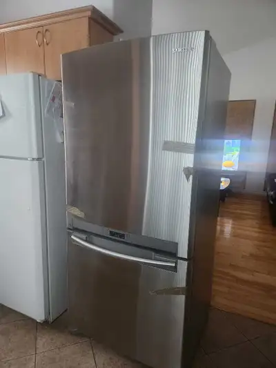 réfrigérateur , View more