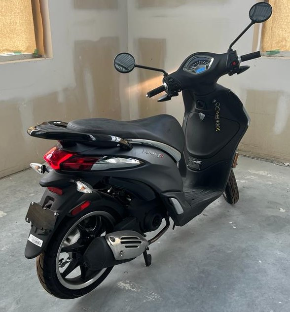 2020 Scooter Piaggio Liberty S in Scooters & Pocket Bikes in Calgary - Image 3