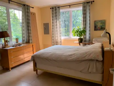 New Modern home shared accomadation , Britanna Beach