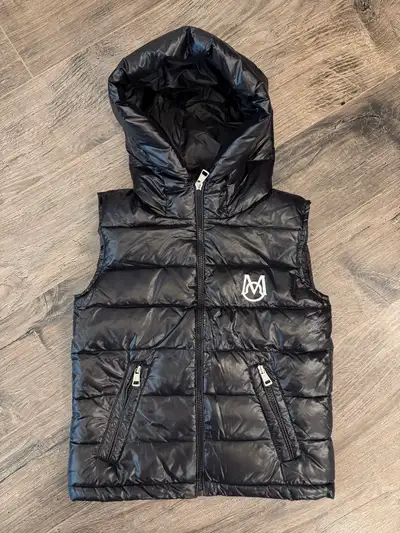 Monclr kids vest size Medium authentic , View more