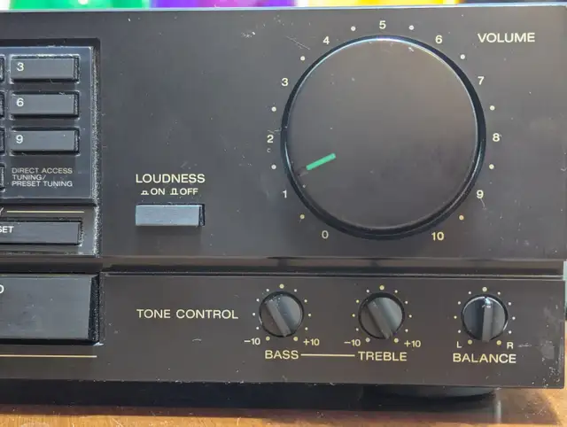 Amplifier / Receiver Sony STR-AV200 Audio / Video Control Center in Stereo Systems & Home Theatre in Red Deer - Image 7