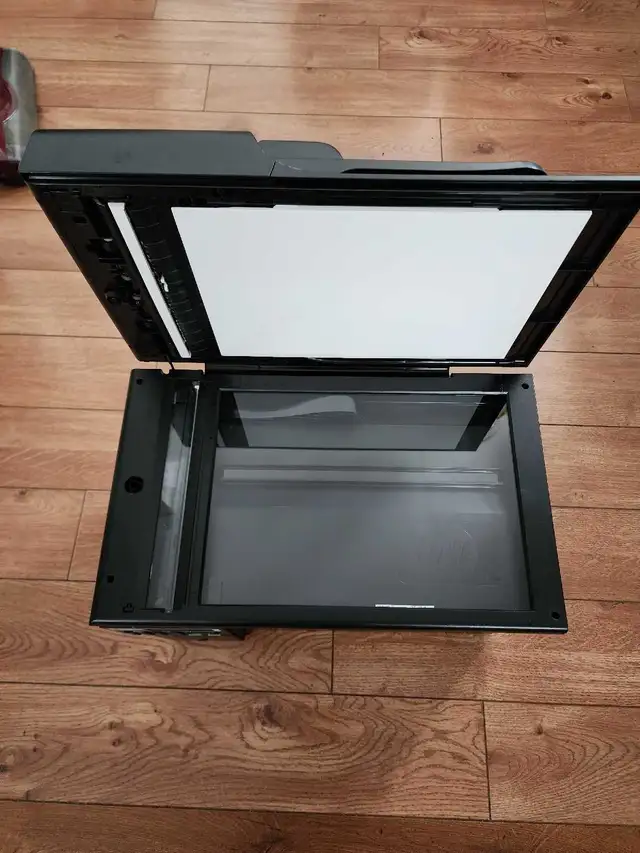 HP Laser Printer in Printers, Scanners & Fax in City of Toronto - Image 4