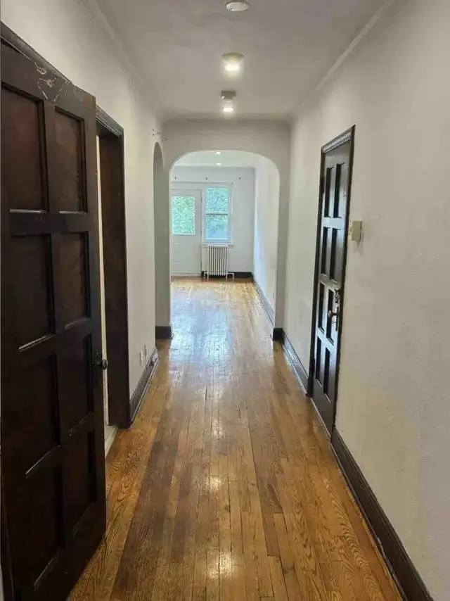 Bright 4 1/2 Apartment by Loyola For Rent/Lease, Cession de Bail in Long Term Rentals in City of Montréal - Image 2