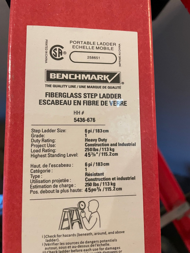 6’ benchmark step ladder  in Ladders & Scaffolding in Edmonton - Image 4