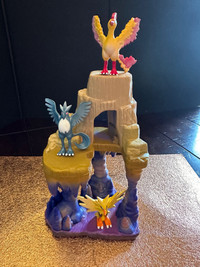 Pokémon TOMY Figures Legendary Birds Articuno + Moltres + Zapdos