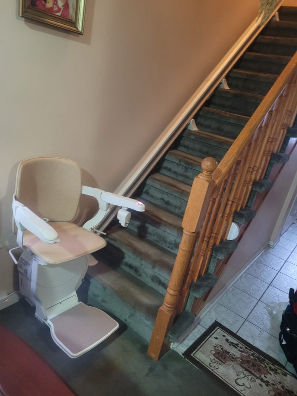 Straight & Curved stairlifts in Health & Special Needs in Hamilton - Image 4