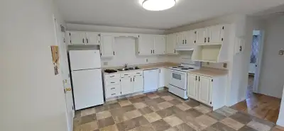 2 Bedrooms, 1 bathroom, 50 ARDEN, MONCTON. located Across the street from the moncton hospital. -sec...