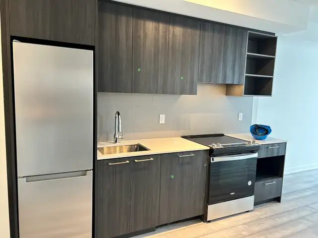 condo for rent in Long Term Rentals in Mississauga / Peel Region - Image 2
