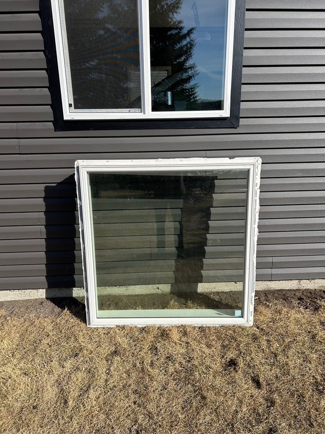 Used window in Windows, Doors & Trim in Red Deer