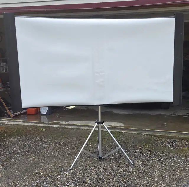 Optima Projector Plus Portable Screen63234629292419122