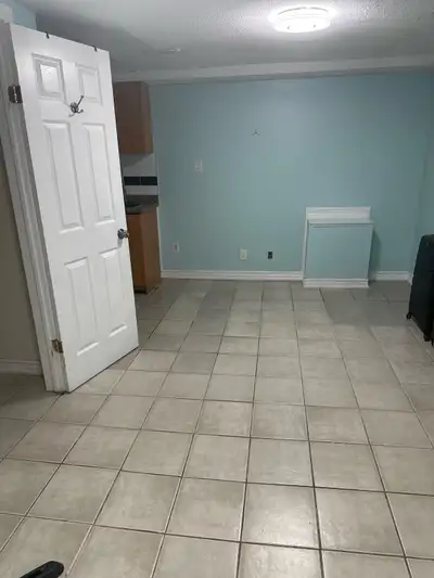1 bedroom basement for rent