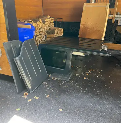 4door hard top,3pcs, never used sat in storage.