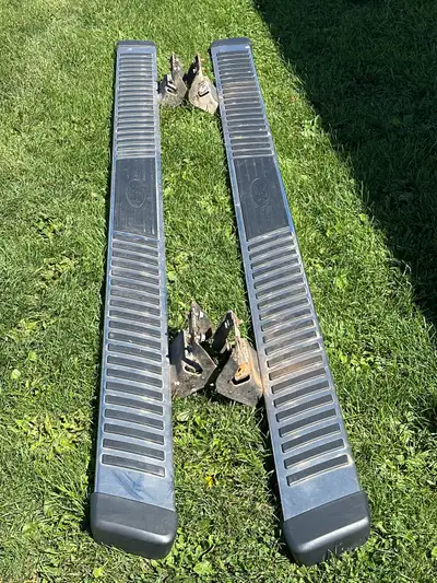 Running boards off a Ford F150 good shape, 50 bucks each or 75 for the pair.