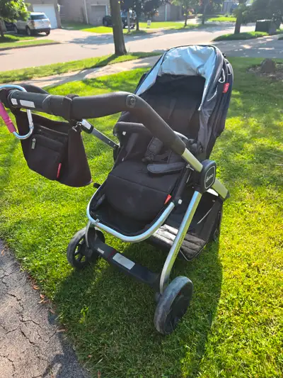 Gentle used Diono quantum stroller. $150