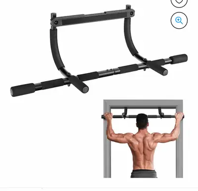 Econofitness Multi-Grip Doorway Pull Up Bar/Body workout home GYM (Barre de traction), in good condi...