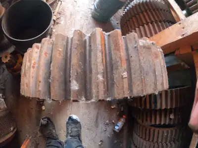 Used parts for Caterpillar D6 9U, D6C, D6D, D7E D7F, D7G, D8-14A D8H, D8K, D9G, D9H We have mainly e...