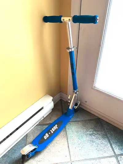 Just-Go Scooter/Trottinette en aluminium, pliable, View more