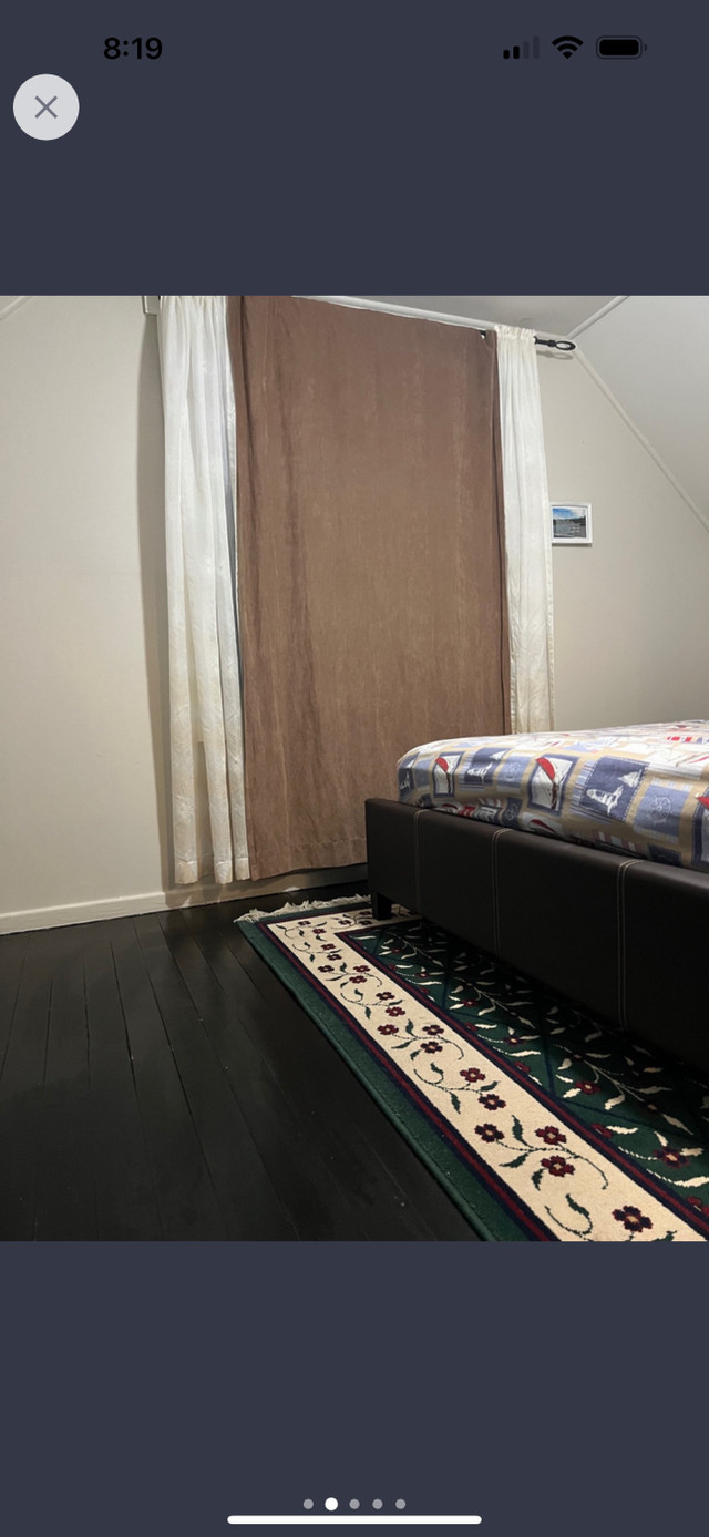 Room for rent near University of Windsor. Female Only Long Term