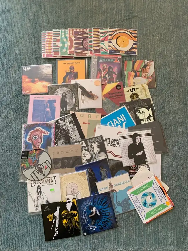 Millions of Wicked / Rare / Collectible 7" / 45 rpm Records!! in CDs, DVDs & Blu-ray in Calgary - Image 5