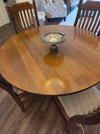 1/4 cut Oak table and hutch, View more