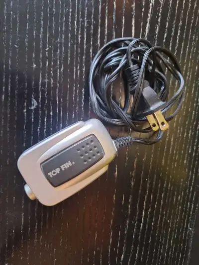 Hello, I am selling this Top Fin aquarium air pump. I have not used it for a while. Let me know an o...